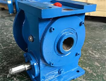 蝸輪減速機(jī)-圓弧齒圓柱蝸桿減速機(jī)