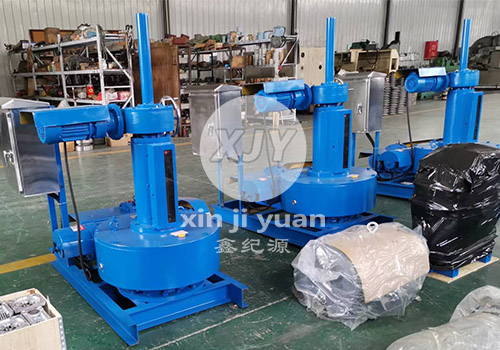 JWZ刮泥機(jī)主驅(qū)動(dòng)電動(dòng)提升機(jī)構(gòu)